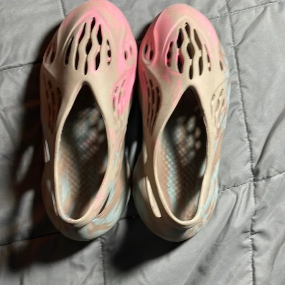Yeezy | Shoes | Max Grey Sand Foam Runners | Poshmark display picture 2